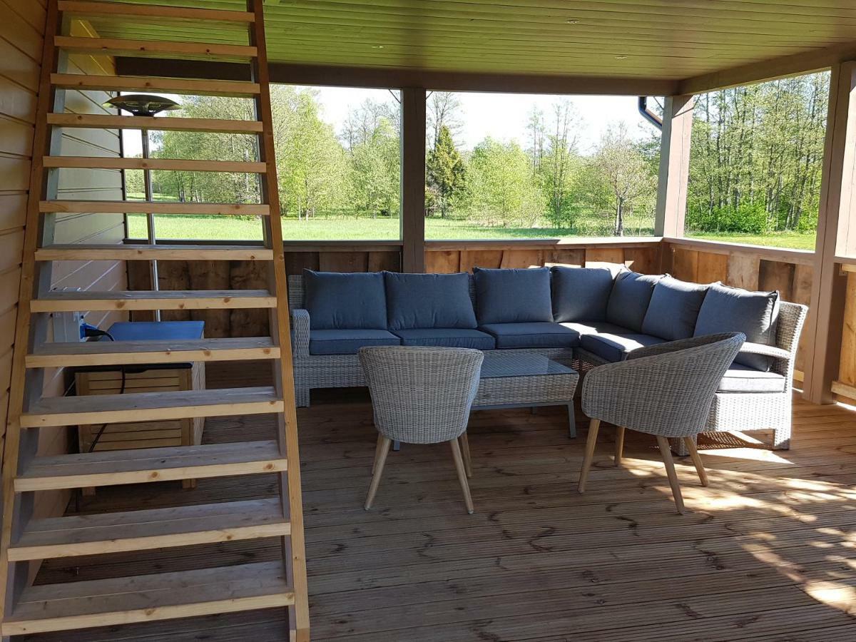 Risti Kodumajutus Apartamento Lemsi Exterior foto